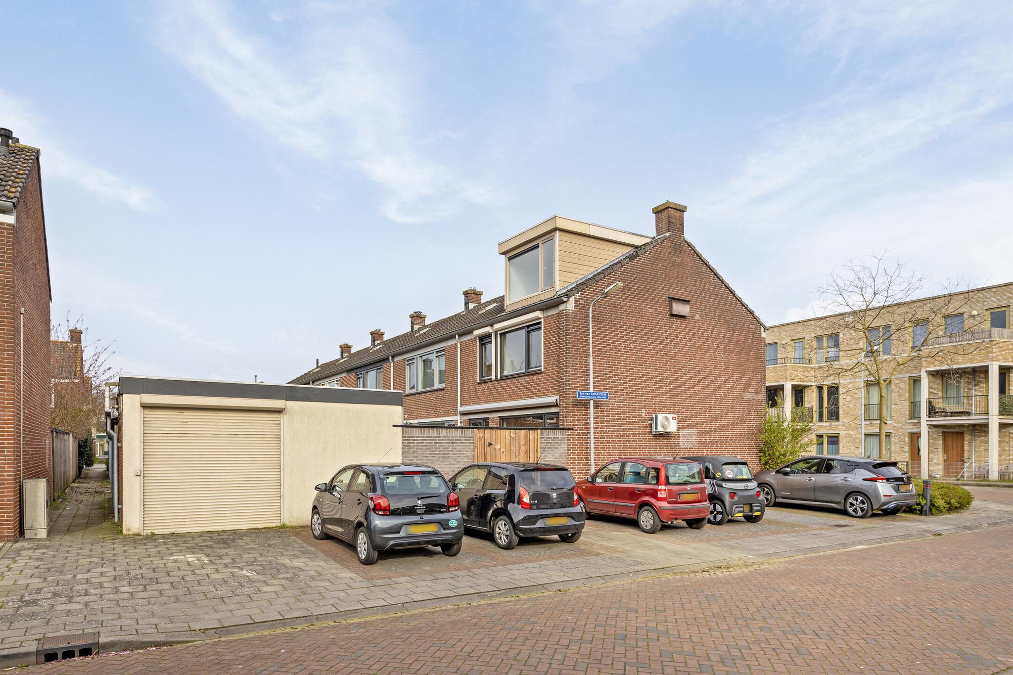Parkeerplaats, Michiel de Ruyterstraat 23 's-Hertogenbosch